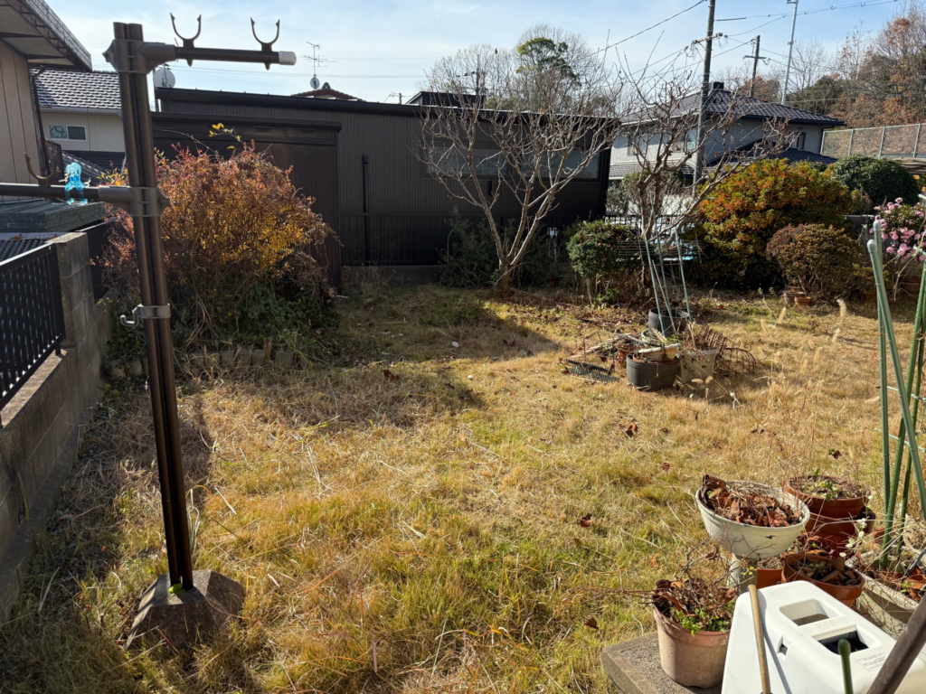 浅口市鴨方町 庭木の伐採・草刈り 便利屋あんばい